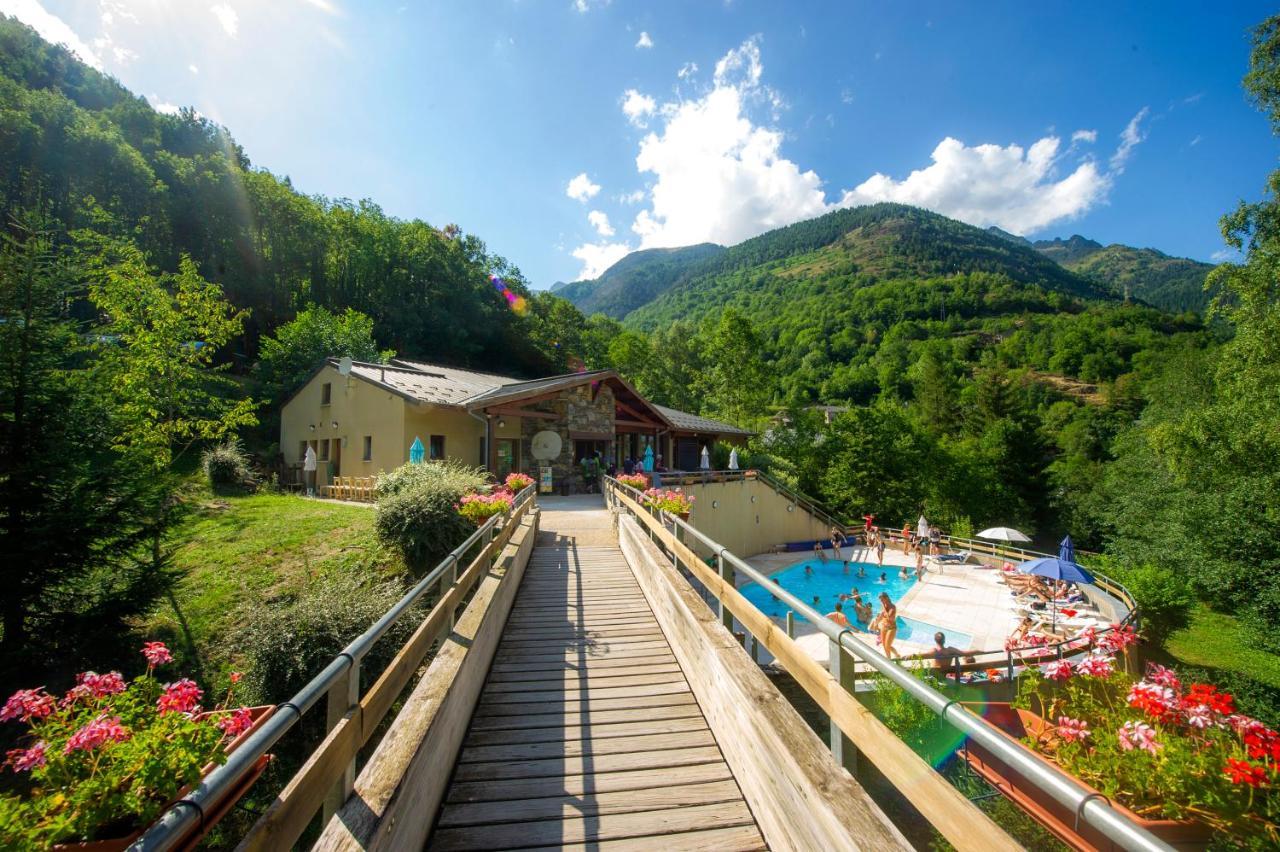 Village Vacances De Marc Auzat Bagian luar foto