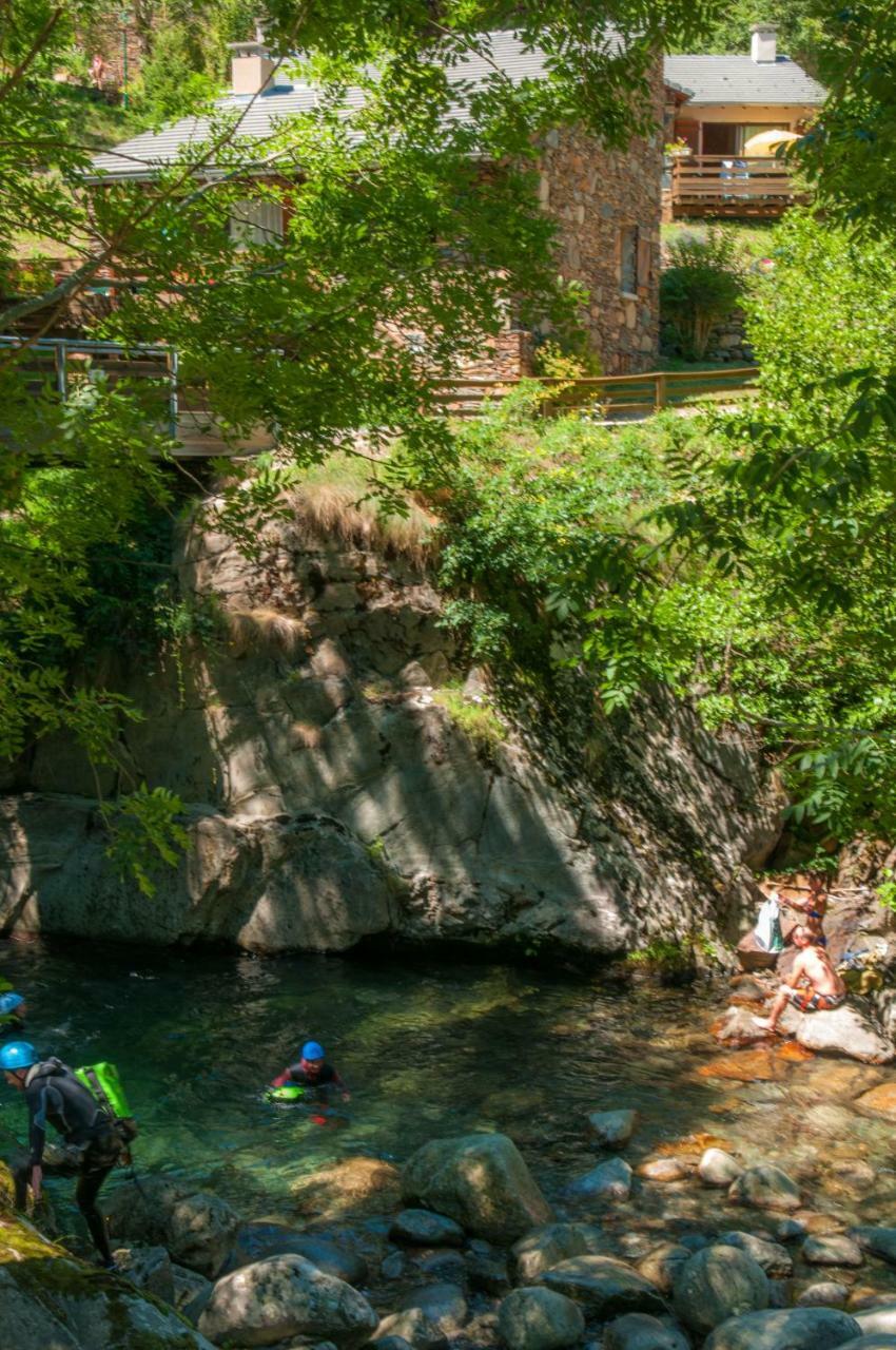 Village Vacances De Marc Auzat Bagian luar foto